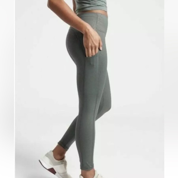 Athleta Ultimate Stash Pocket 7/8 Tight Leggings Womens Large Green Gym N4 - Picture 1 of 11
